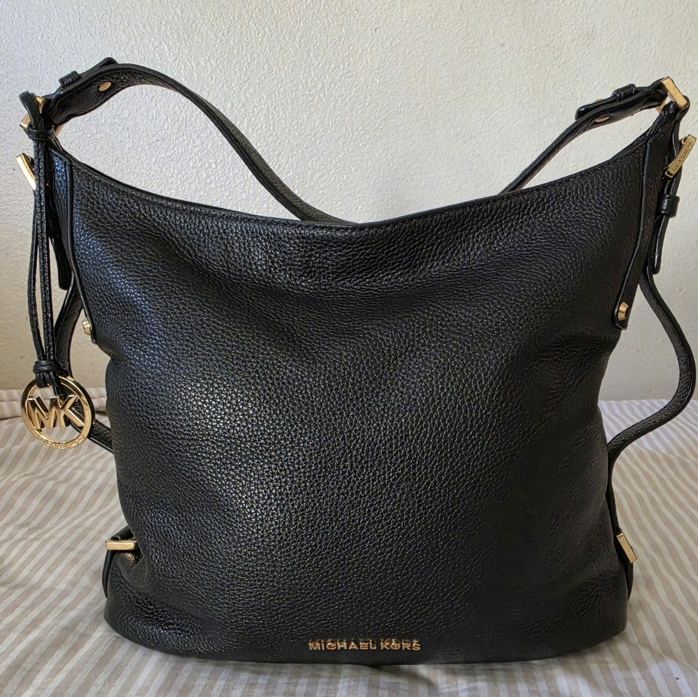 Michael Kors Bedford Belted Large Leather Shoulder Bag in black
